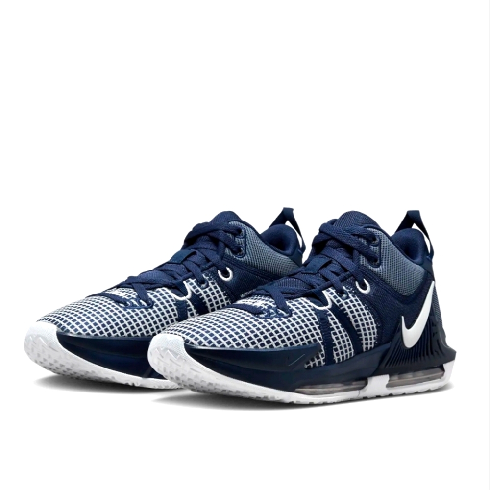 LeBron Witness 7 (Team)